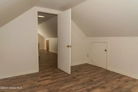 147 Willow Ln, Glenville, NY 12302 photo 18