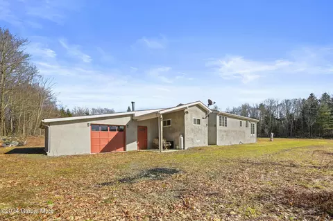 792 County Highway 41, Schenevus, NY 12116