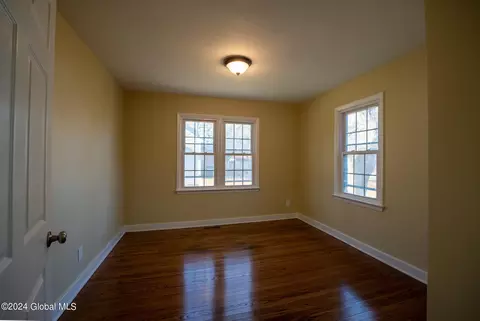 74 Elsmere Ave, Delmar, NY 12054 photo 23