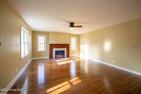 74 Elsmere Ave, Delmar, NY 12054 photo 3