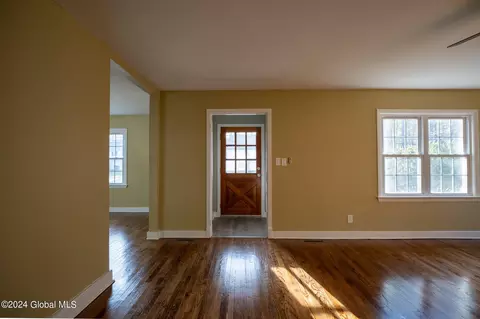 74 Elsmere Ave, Delmar, NY 12054 photo 30