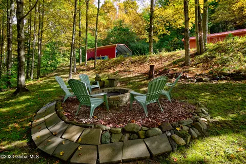 Exterior - 3114 Coach Rd, Argyle, NY 12809 photo 4 of 6