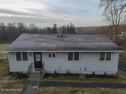 3596 Highway Route 20, Sloansville, NY 12160