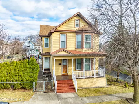 1218 6th Ave, Watervliet, NY 12189