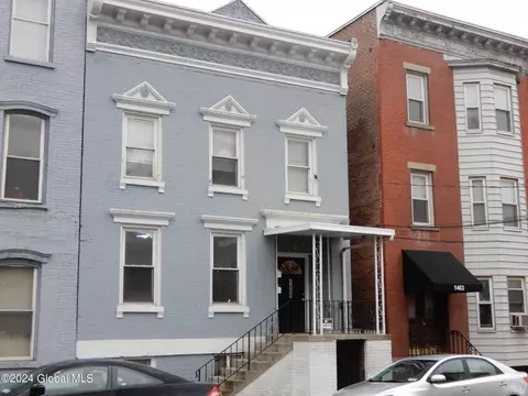 1459 5th Ave, Troy, NY 12180