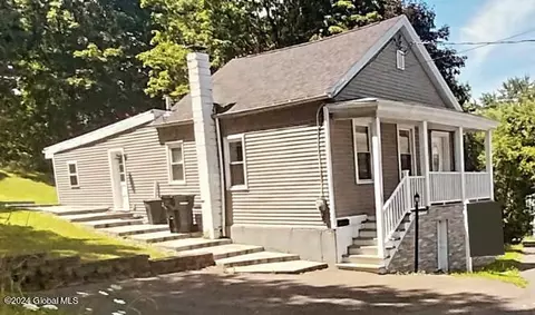 69 Mann Ave, Troy, NY 12180