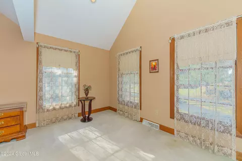 Other - 41 Oak Tree Ln, Niskayuna, NY 12309 photo 6 of 9