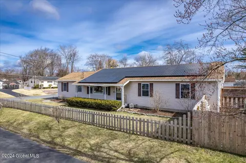 34 Virginia Ave, Albany, NY 12205