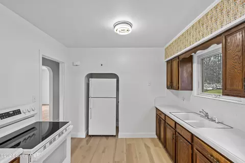 Kitchen - 301 Stoodley Place Pl, Schenectady, NY 12303 photo 1 of 2