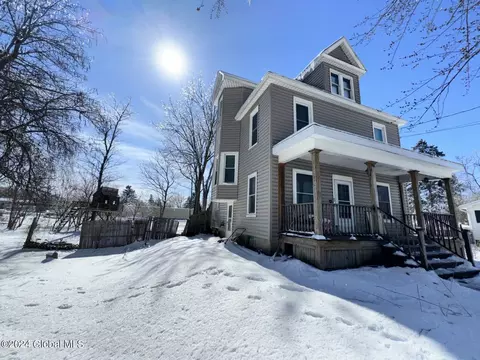 Exterior - 7 Gebhardt St, Schenectady, NY 12304 photo 2 of 5