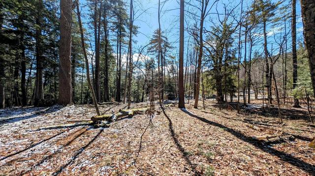38 Buckbee Rd, Queensbury, NY 12804