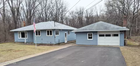 7 Homes Ter, Albany, NY 12203