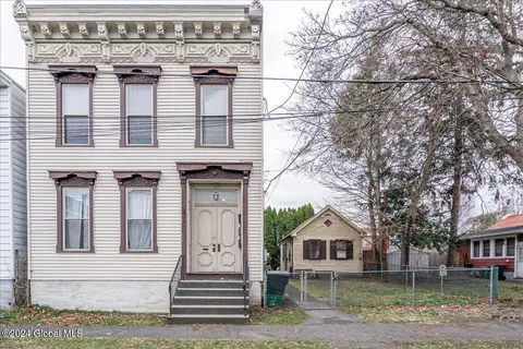 1855-1857 7th Ave, Watervliet, NY 12189