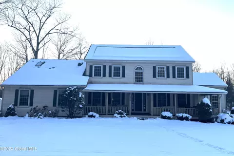 882 Route 146a, Clifton Park, NY 12065