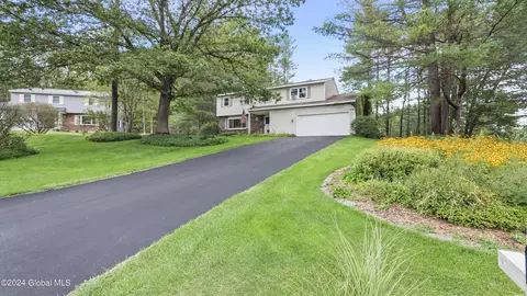 1 Poe Ct, Ballston Spa, NY 12020