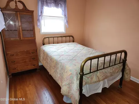 202 Marriott Ave, Schenectady, NY 12304 photo 7