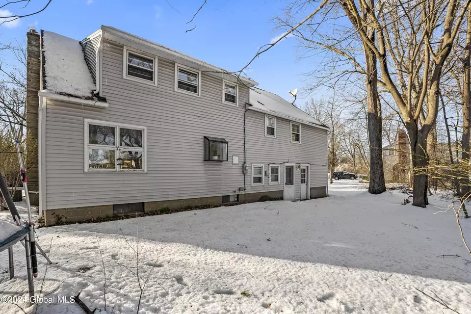 1524 Clifton Park Rd, Schenectady, NY 12309 30 Photos Movoto