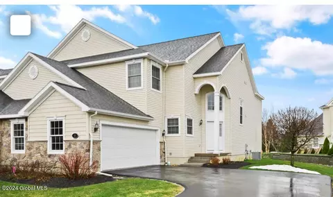 9 Friebel Rd, Albany, NY 12208
