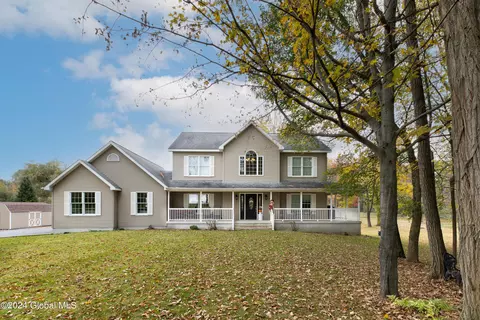 12 Rowe Hill Rd, Hartford, NY 12838
