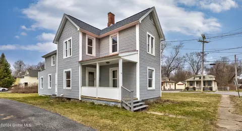 50 Geer St, Glens Falls, NY 12801