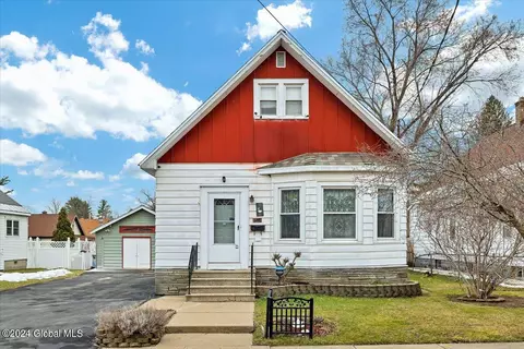2625 Turner Ave, Schenectady, NY 12306