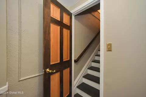 Entry Way - 156 Front St, Schenectady, NY 12305 photo 1 of 3