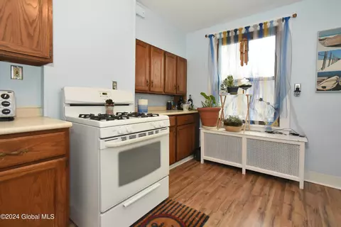 Kitchen - 156 Front St, Schenectady, NY 12305 photo 3 of 8