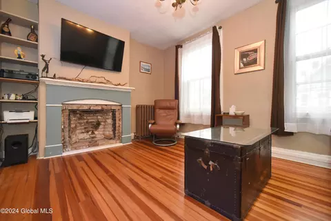 Living - 156 Front St, Schenectady, NY 12305 photo 5 of 5