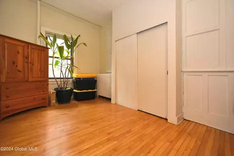 Living - 156 Front St, Schenectady, NY 12305 photo 2 of 5
