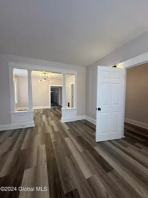 1735 Avenue B, Schenectady, NY 12308 photo 4