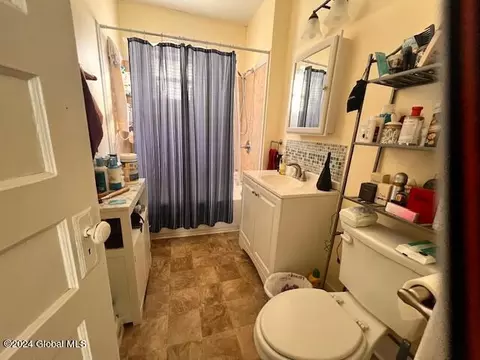 438 Cedar St, Schenectady, NY 12306 photo 6