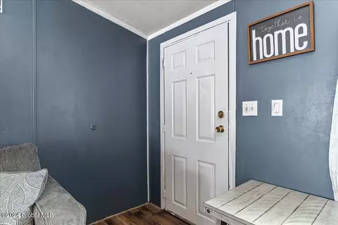 Bedroom - 69 Williams Rd, Hampton, NY 12837 photo 2 of 10