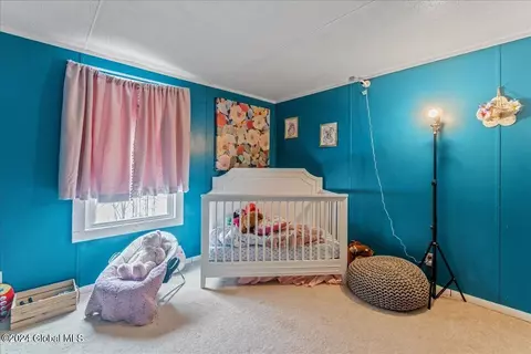 Bedroom - 69 Williams Rd, Hampton, NY 12837 photo 6 of 10