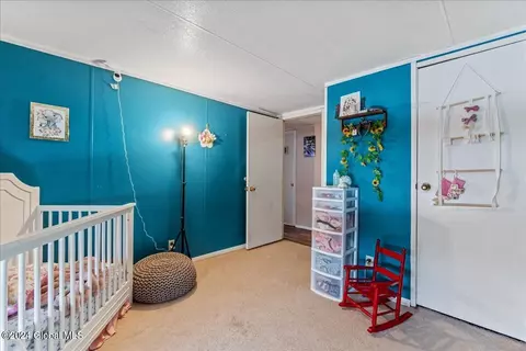 Bedroom - 69 Williams Rd, Hampton, NY 12837 photo 5 of 10
