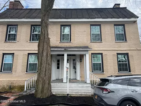 524-526 1st Ave, Troy, NY 12182