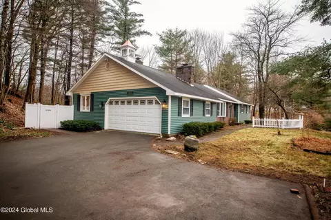 9307 Ny Highway 66, Averill Park, NY 12018
