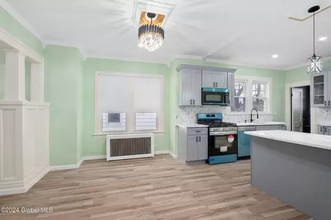 Kitchen - 1121 Baker Ave, Schenectady, NY 12309 photo 2 of 5