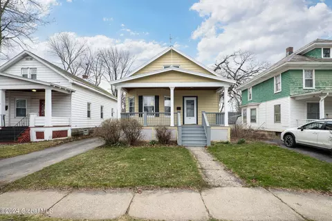 1121 Baker Ave, Schenectady, NY 12309