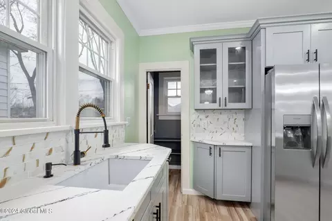 Kitchen - 1121 Baker Ave, Schenectady, NY 12309 photo 5 of 5
