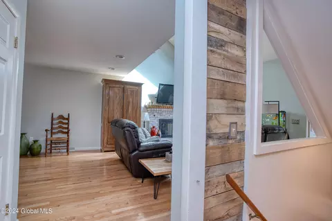 Entry Way - 123 Jordan Blvd, Delmar, NY 12054 photo 1 of 2
