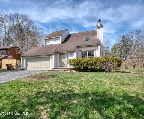 123 Jordan Blvd, Delmar, NY 12054