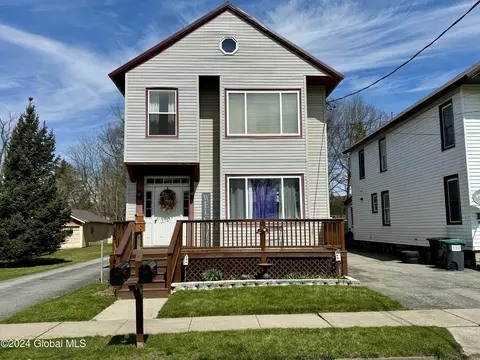 35 Union St, Fultonville, NY 12072