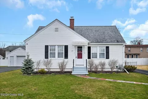 20 Pershing Ave, Rensselaer, NY 12144
