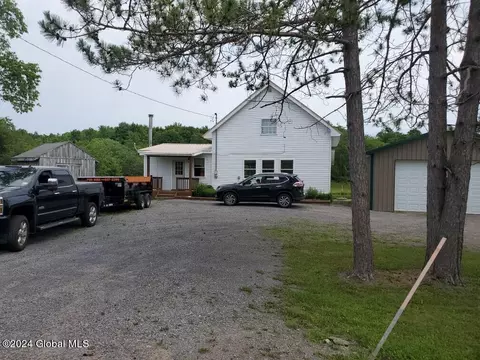 6842 Liberty Rd, Copenhagen, NY 13626