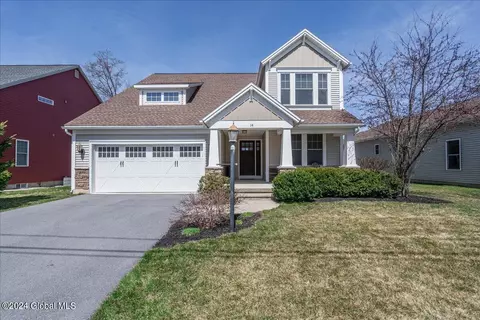 14 E Broadway, Saratoga Springs, NY 12866