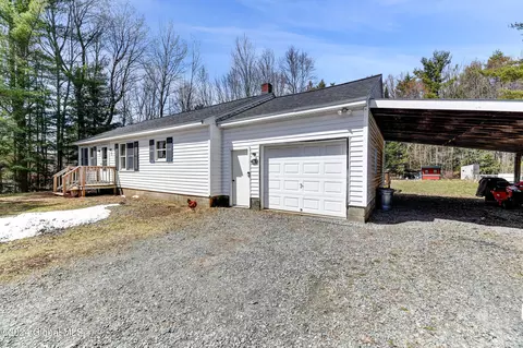 203 Rebisz Rd, Broadalbin, NY 12025