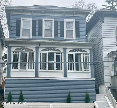28 Younglove Ave, Cohoes, NY 12047