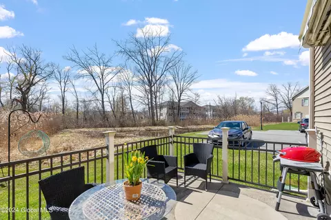 9 Ariana Ct, Delmar, NY 12054 photo 23