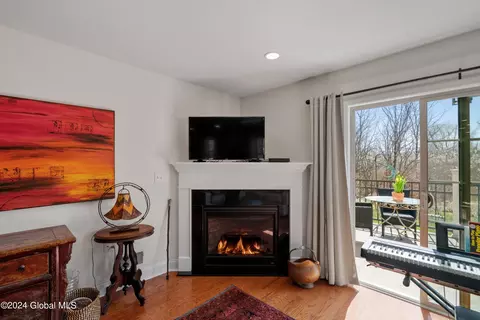 9 Ariana Ct, Delmar, NY 12054 photo 9
