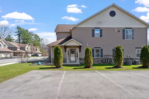 9 Ariana Ct, Delmar, NY 12054 photo 26